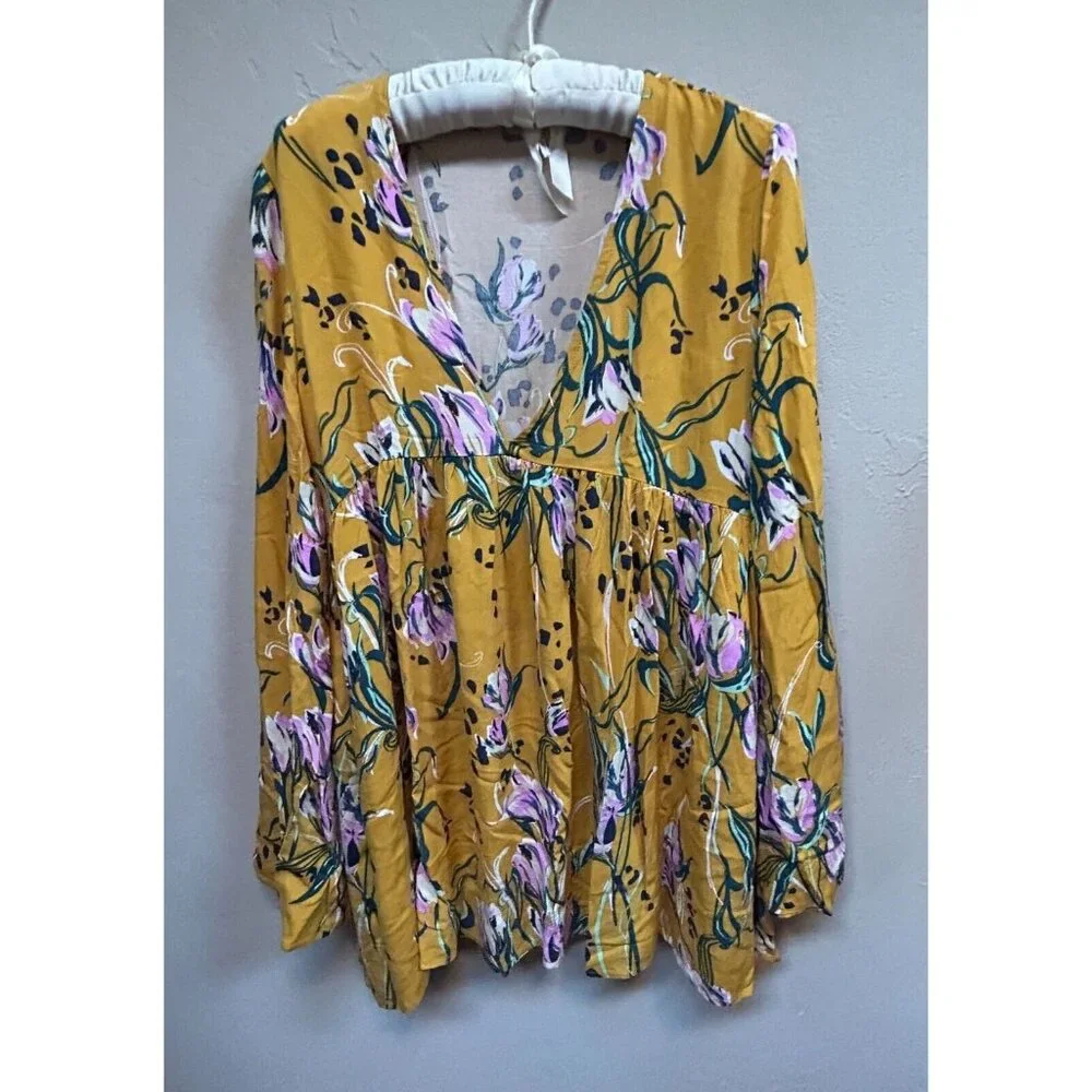 Free People Womens Size XS V-Neck Bella Golden Yellow Floral Print Tunic Top